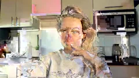 Snapshot of martaluna_ chatting on May 17, 2026, 3:30 pm Marta online show from May 17, 2026, 3:30 pm