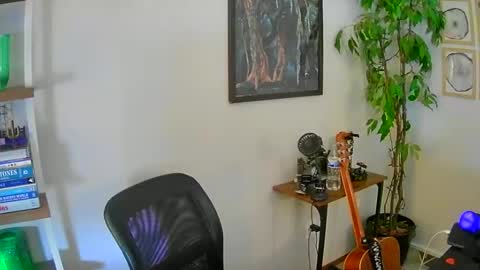 martcb1313 online show from April 24, 2026, 12:18 pm