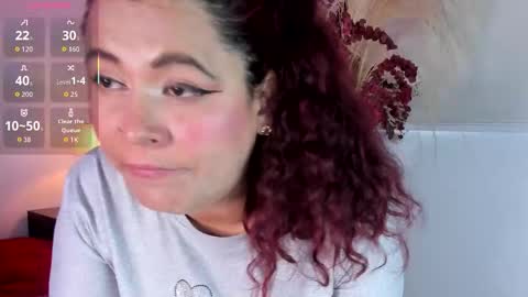 Marthina  online show from November 17, 2025, 1:39 pm