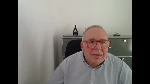 martin_1947 online show from September 14, 2025, 12:59 pm