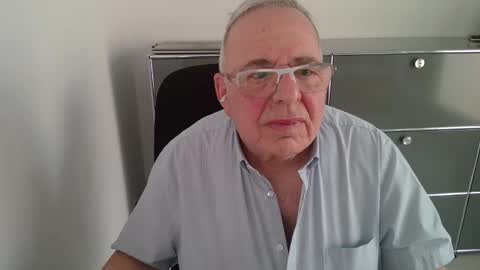 Snapshot of martin_1947 chatting on March 22, 2026, 5:16 pm martin_1947 online show from March 22, 2026, 5:16 pm