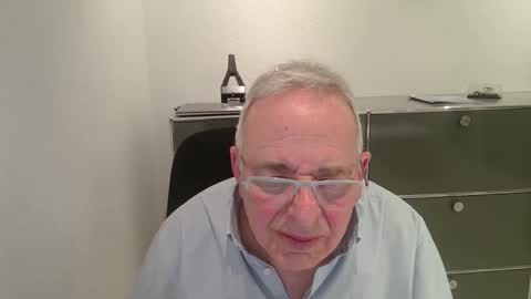 Snapshot of martin_1947 chatting on March 30, 2026, 10:22 pm martin_1947 online show from March 30, 2026, 10:22 pm