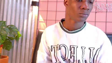 Snapshot of martin_killer chatting on September 23, 2025, 1:52 am Martin online show from September 23, 2025, 1:52 am