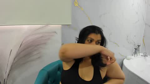 Snapshot of martina_foxy_ chatting on January 29, 2025, 8:14 pm MARTINA online show from January 29, 2025, 8:14 pm