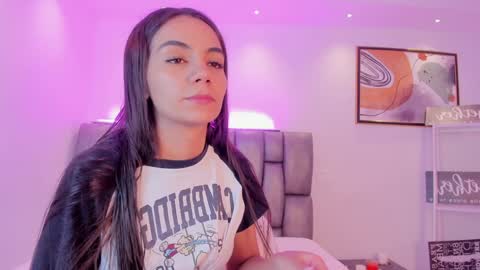 Snapshot of martina_mancinii chatting on January 24, 2025, 11:26 am Martina online show from January 24, 2025, 11:26 am