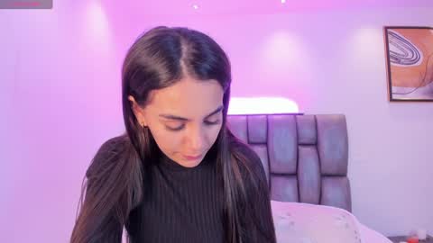 Snapshot of martina_mancinii chatting on January 28, 2025, 2:53 pm Martina online show from January 28, 2025, 2:53 pm