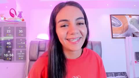 Snapshot of martina_mancinii chatting on October 15, 2025, 12:49 pm Martina online show from October 15, 2025, 12:49 pm