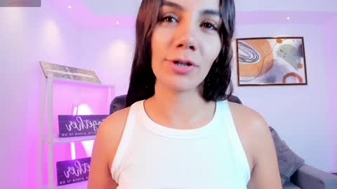 Martina online show from May 12, 2026, 2:58 pm