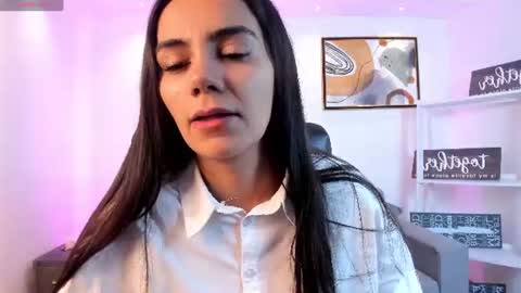 Martina online show from June 28, 2026, 11:27 am