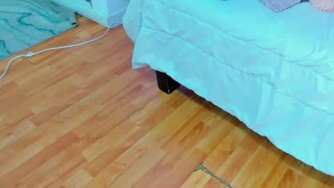 Snapshot of martina_miiller chatting on July 17, 2026, 12:01 pm martina mIIler online show from July 17, 2026, 12:01 pm