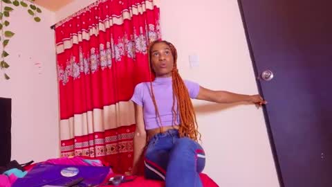 Snapshot of martina_thompson69 chatting on December 1, 2025, 11:43 pm Martina online show from December 1, 2025, 11:43 pm