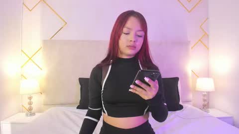 Martina  online show from November 24, 2025, 7:46 pm