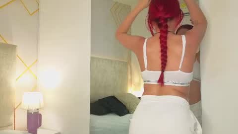 Snapshot of martinaa_garcia chatting on July 10, 2026, 8:11 pm Martina online show from July 10, 2026, 8:11 pm