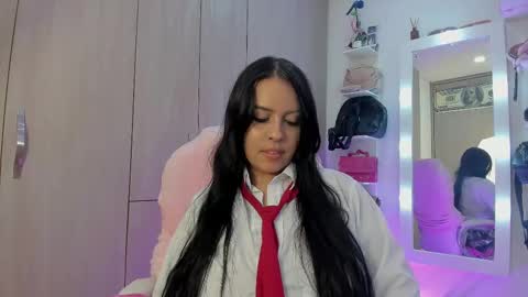 Snapshot of martinaaa____ chatting on February 17, 2025, 9:52 pm new account---- princessmartinaa online show from February 17, 2025, 9:52 pm