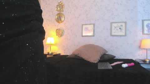 Snapshot of martinacurvy_ chatting on June 10, 2026, 10:36 am Martina Caicedo online show from June 10, 2026, 10:36 am