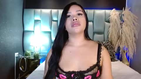 Martina Garcia online show from July 28, 2026, 7:39 pm
