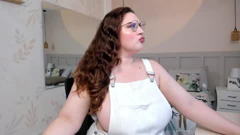 Martina  online show from April 27, 2026, 2:31 am