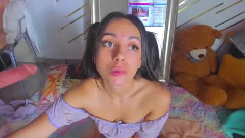 Snapshot of martinarossi chatting on January 30, 2025, 12:50 am ... ... online show from January 30, 2025, 12:50 am