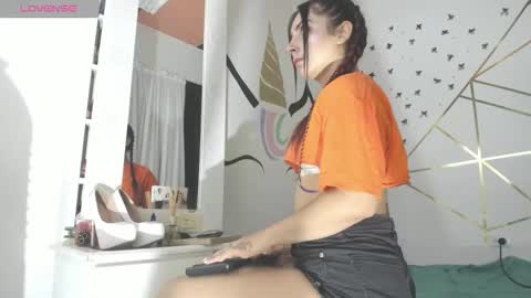 Snapshot of martinarossi chatting on October 13, 2025, 7:36 pm ... ... online show from October 13, 2025, 7:36 pm