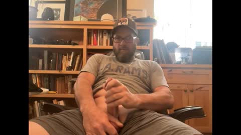 martinstolcris online show from January 21, 2025, 6:45 pm