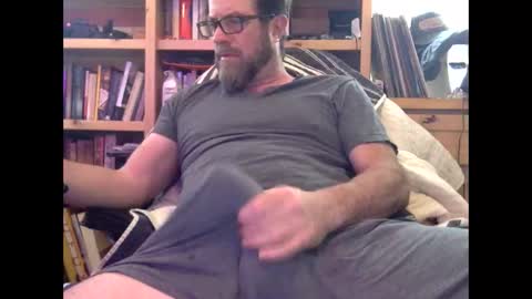 martinstolcris online show from February 27, 2025, 7:47 pm