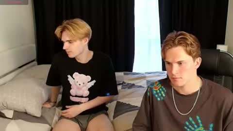 martintw_17 online show from June 15, 2026, 3:58 pm