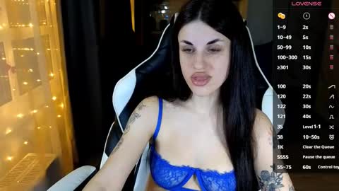 Snapshot of mary___moore chatting on November 26, 2025, 2:29 pm Maria online show from November 26, 2025, 2:29 pm