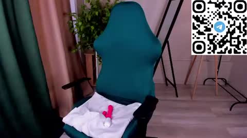 mary__bailey online show from June 25, 2026, 1:05 am