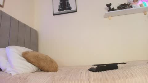 Snapshot of mary_cute9 chatting on May 12, 2026, 12:13 pm mary_cute9 online show from May 12, 2026, 12:13 pm