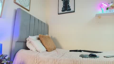 mary_cute9 online show from July 28, 2026, 3:13 am