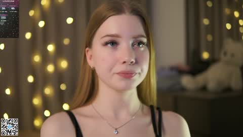 Snapshot of mary_hope_u chatting on December 17, 2024, 12:43 pm Mary online show from December 17, 2024, 12:43 pm