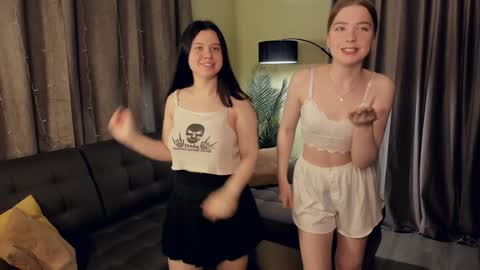 Snapshot of mary_hope_u chatting on February 1, 2025, 7:57 am Mary online show from February 1, 2025, 7:57 am