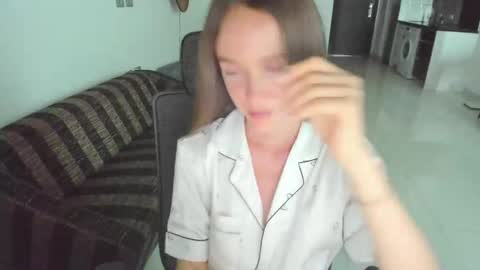 Snapshot of mary_janee__ chatting on June 1, 2026, 6:04 am Mary Jane online show from June 1, 2026, 6:04 am