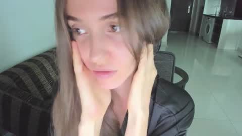 Snapshot of mary_janee__ chatting on July 22, 2026, 5:10 am Mary Jane online show from July 22, 2026, 5:10 am