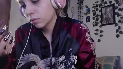 Snapshot of mary_janness chatting on December 25, 2024, 7:24 am 100 online show from December 25, 2024, 7:24 am