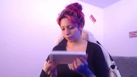 Snapshot of mary_janness chatting on October 20, 2025, 5:02 pm 100 online show from October 20, 2025, 5:02 pm