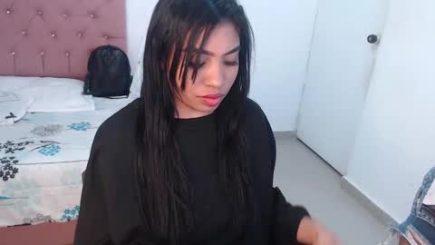 Snapshot of mary_live18 chatting on February 8, 2025, 12:17 pm Hi guys im Mary online show from February 8, 2025, 12:17 pm