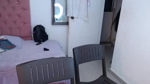 Snapshot of mary_live18 chatting on March 9, 2025, 12:09 pm Hi guys im Mary online show from March 9, 2025, 12:09 pm