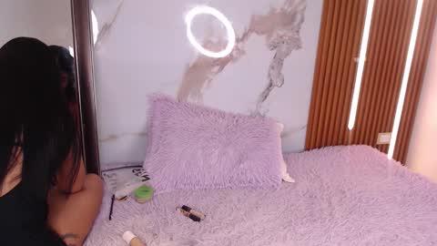 Snapshot of mary_live18 chatting on September 14, 2025, 12:48 pm Hi guys im Mary online show from September 14, 2025, 12:48 pm