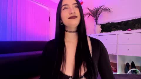 Snapshot of mary_lori chatting on June 24, 2026, 6:34 am Mary online show from June 24, 2026, 6:34 am
