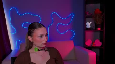 Mary online show from November 25, 2025, 12:16 pm