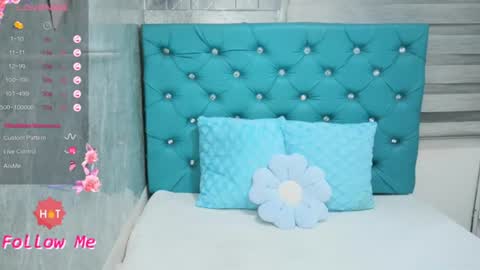Snapshot of mary_mood_ chatting on July 13, 2026, 9:45 am Mary Moon online show from July 13, 2026, 9:45 am