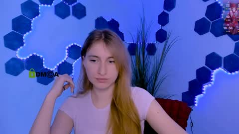 mary_moon__ online show from March 29, 2026, 7:25 pm