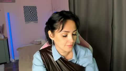 Mary online show from April 27, 2026, 2:09 am