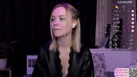 Snapshot of mary_romance chatting on July 31, 2026, 7:13 pm Mary online show from July 31, 2026, 7:13 pm