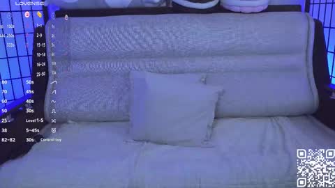 Snapshot of mary_shake chatting on February 17, 2025, 12:10 am Mary online show from February 17, 2025, 12:10 am