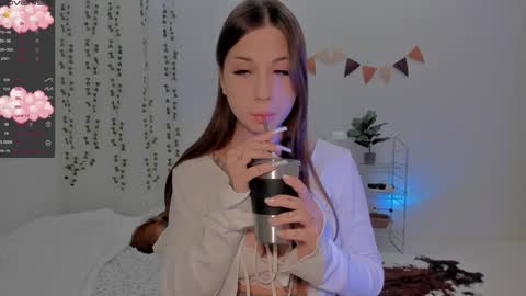 Snapshot of mary_tim chatting on December 23, 2024, 3:44 pm Maryana online show from December 23, 2024, 3:44 pm