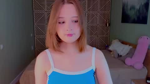 Snapshot of mary_u chatting on June 25, 2026, 5:34 am Ur Mary online show from June 25, 2026, 5:34 am