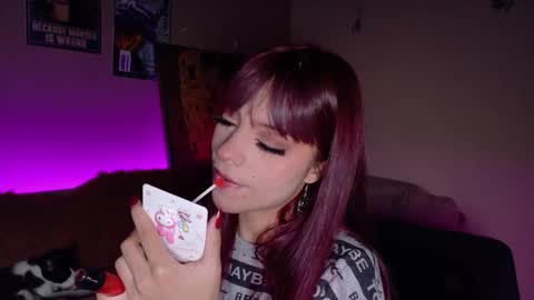 Snapshot of maryberry__ chatting on April 1, 2026, 6:47 am online show from April 1, 2026, 6:47 am