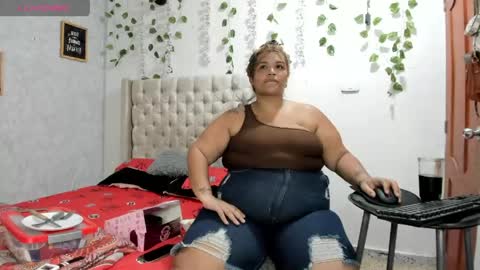 Snapshot of marycurvy chatting on May 28, 2026, 7:11 pm Marycurvy online show from May 28, 2026, 7:11 pm